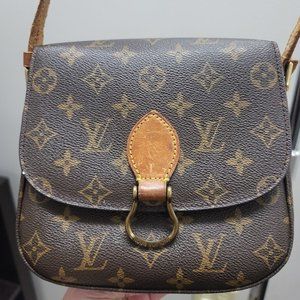 Louis Vuitton purse